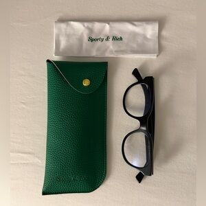 Sporty & Rich blue light glasses in black
